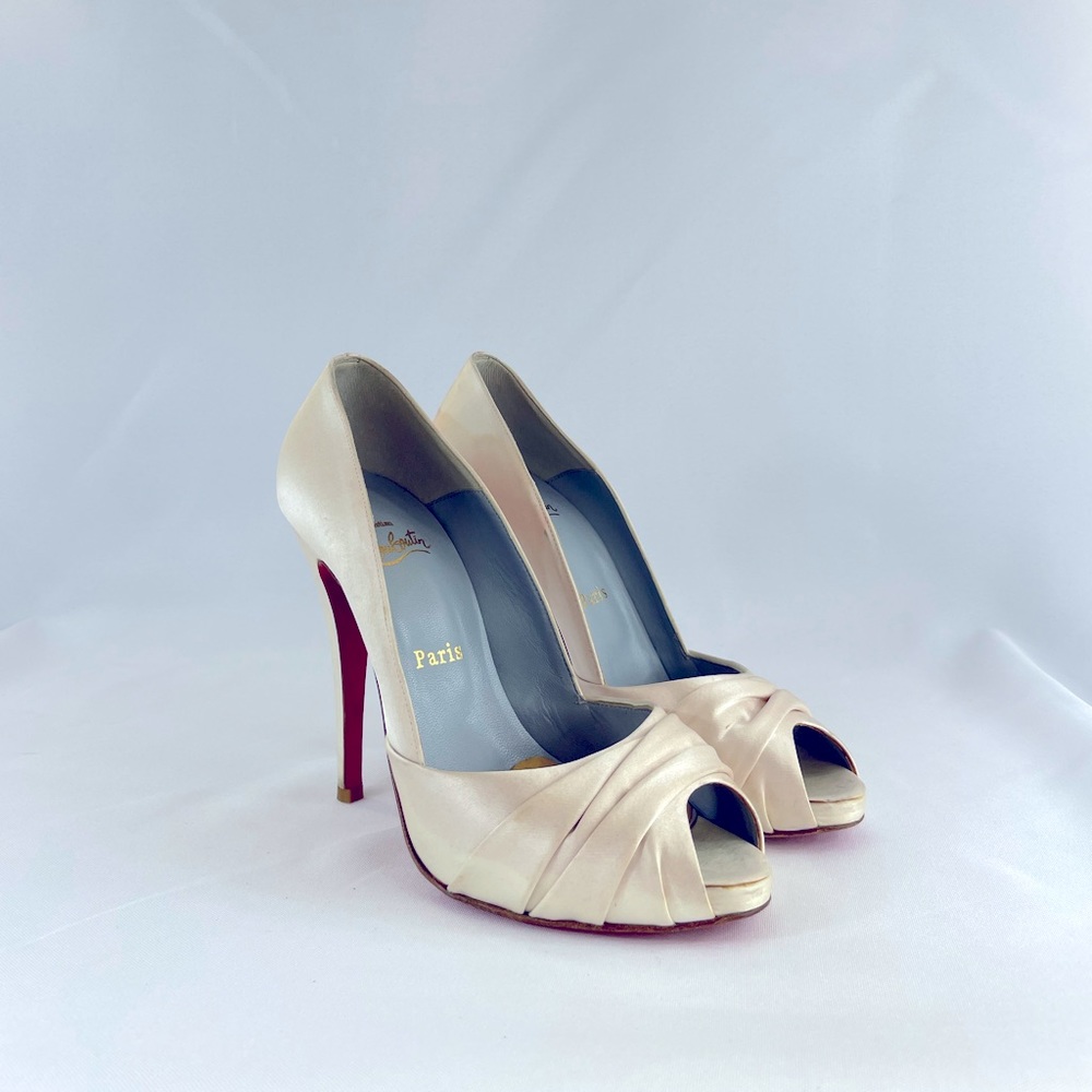 Christian Louboutin size 38.5